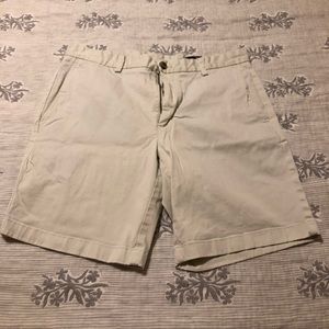 Vineyard Vines - Men’s Breaker Short - 33” Waist